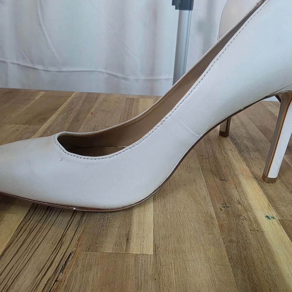 Sam Edelman Hazel White Leather Pointed Toe Pumps - Picture 14 of 15